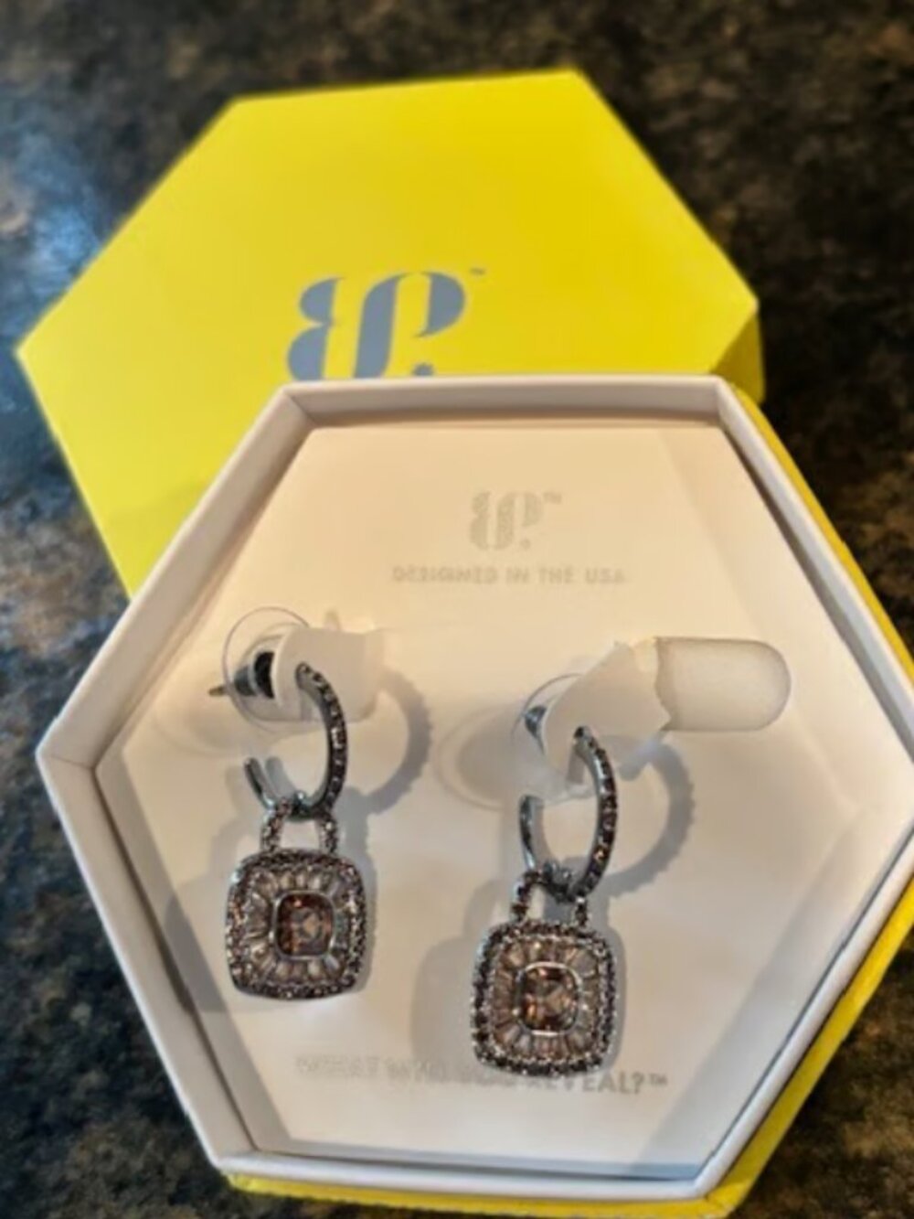 Bomb Party Original Earrings The Grand Prize